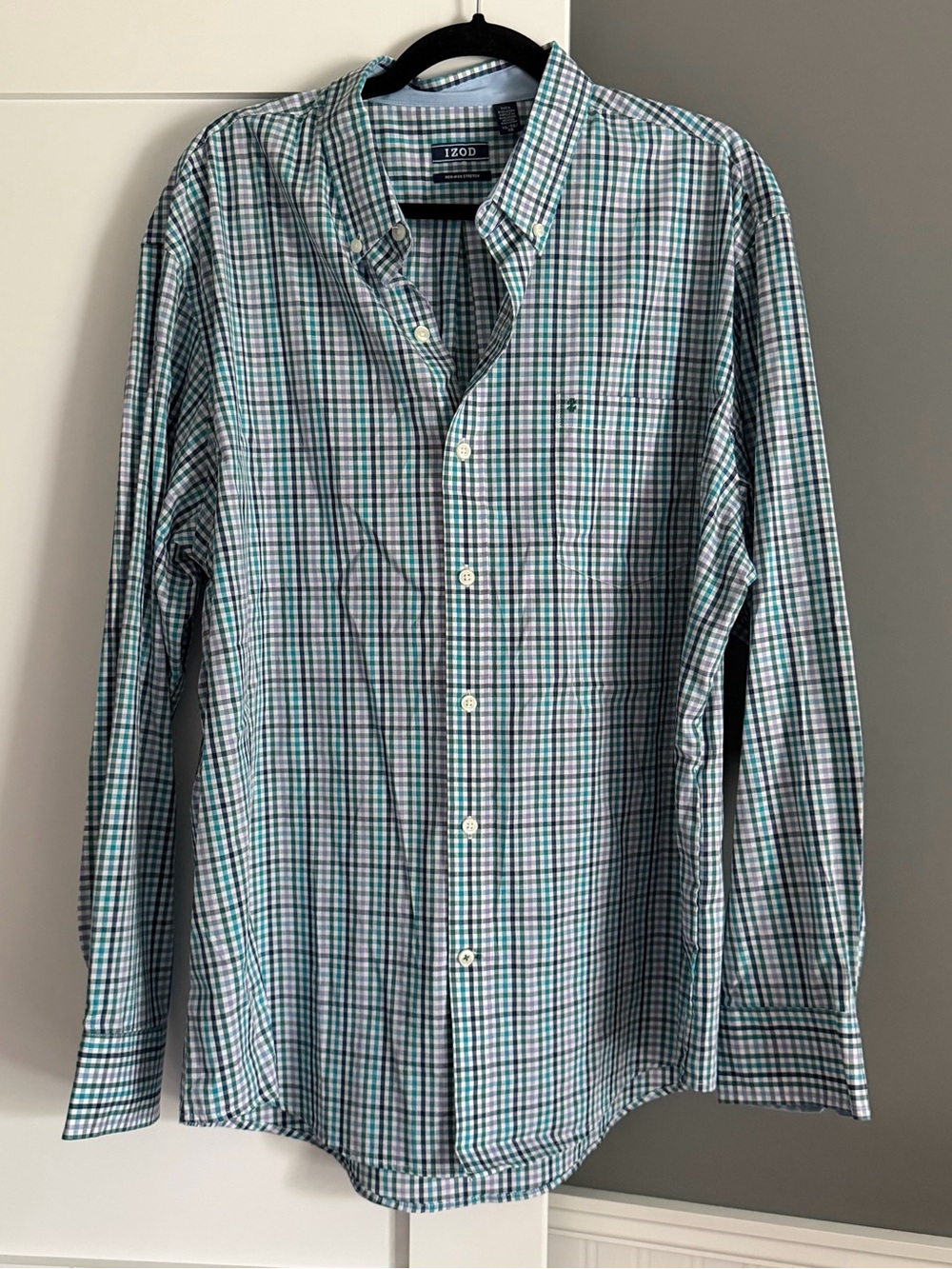 IZOD Non-Iron Stretch Check Button Down Shirt